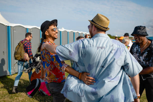 Best Porta potty rental near me  in Diamond, IL