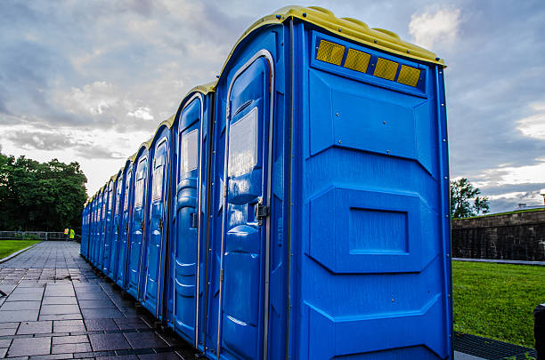Best Portable bathroom rental  in Diamond, IL
